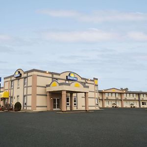 Days Inn By Wyndham ברוקוויל Exterior photo