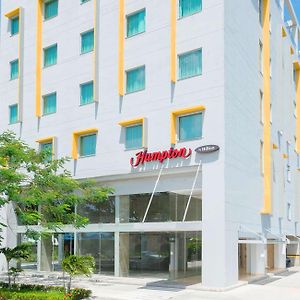 מלון Hampton By Hilton יופאל Exterior photo