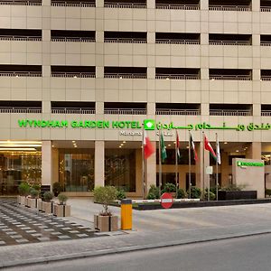 מלון Wyndham Garden מנאמה Exterior photo