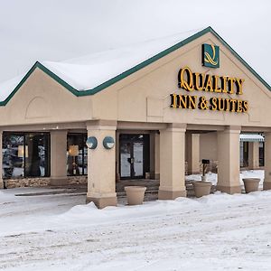 בריינרד Quality Inn & Suites Exterior photo