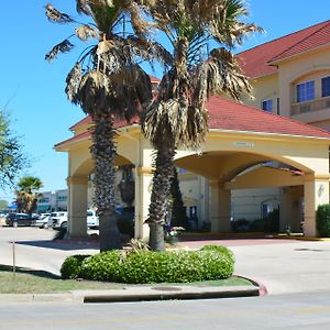 Baymont Inn & Suites ברנהאם Exterior photo