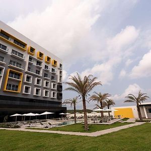 מלון Best Western Plus Riviera ורקרוז Exterior photo