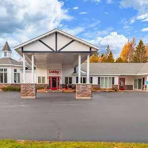 מניסטיק Econo Lodge Lakeshore Exterior photo