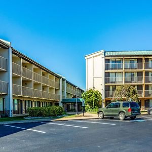 ריצ'מונד Rodeway Inn Central Exterior photo