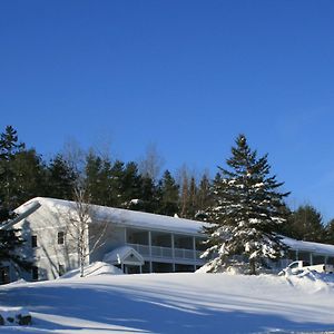 The Lodge At ברטון וודס Exterior photo