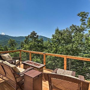 Scenic Asheville Escape With Hot Tub, Mountain View! Exterior photo