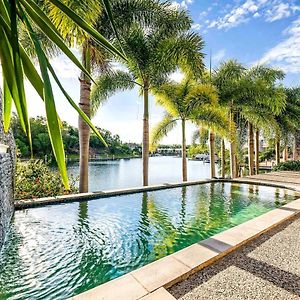 הוילה Stuart Park Luxe Bayview Oasis With Dream Waterfront Pool Exterior photo