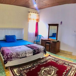 בוקיטינגי Express O 92070 Mando Homestay Syariah Exterior photo