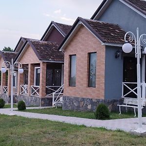 Şǝki Tulpan Hotel Exterior photo