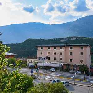 Vigolo Baselga Almamed Hotel San Leonardo Exterior photo