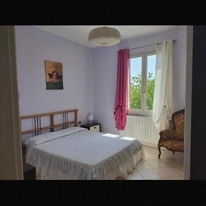 אלבניה Bed And Breakfast Da Nonna Ezia Exterior photo