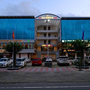 Rajpipla Hotel Sai Inn Exterior photo