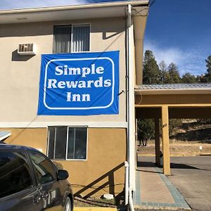 רואידוסו Simple Rewards Inn Exterior photo