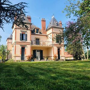 לינה וארוחת בוקר Neuilly-le-Réal Chateau Segot Exterior photo