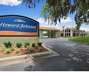 מלון Howard Johnson By Wyndham Beaufort/Parris Island Exterior photo