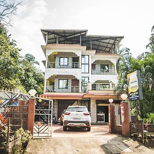 Corgao Dhanashree Riverview Hotel Exterior photo