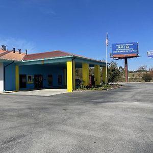 Madisonville Motor Inns Of America Exterior photo