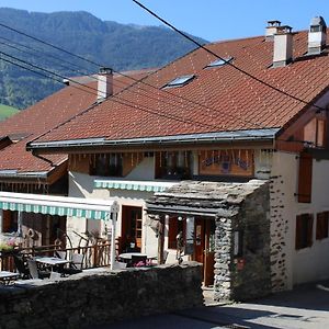 לינה וארוחת בוקר La Côte-dʼAime Auberge De Cassiel Exterior photo