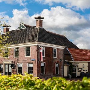 Rottevalle Teades Plak Bij De Herberg Van Smallingerland Exterior photo