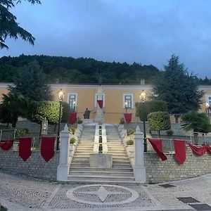 Carife Guest House Il Palazzo Marchesale Exterior photo