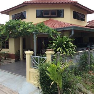 נה ג'ומטיין P&B Guesthouse Exterior photo