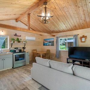 הוילה אשפורד Cozy Cedar Cabin Steps Away From Mt. Rainier Exterior photo