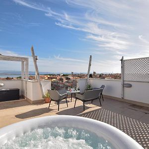 SantʼAntìoco Cozy Apartment In Santantioco With Jacuzzi Exterior photo