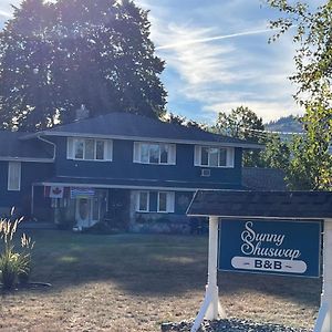 Chase Sunny Shuswap B&B Exterior photo