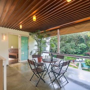 Saral Stayvista'S Hanamizu - Pool-View Villa With Lawn & Reading Corner Exterior photo