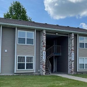 Hamilton The Carolyn - 2 Bedroom Apt In Quilt Town, Usa Exterior photo
