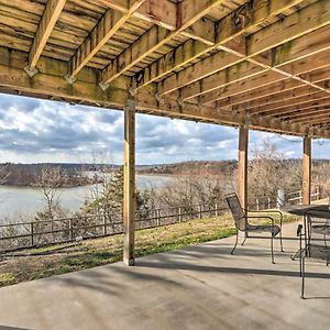 Galmey Lakeside Home With Deck Near Hunting And Fishing Exterior photo