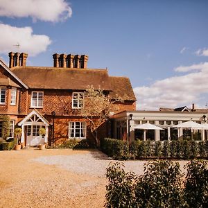 בית הארחה סטבנאייג' 	The Farmhouse At Redcoats Exterior photo