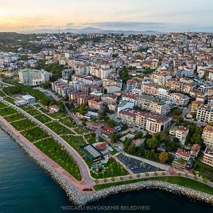 Darıca Просторная Квартира 2 Plus 1 С Панорамным Видом На Море Exterior photo