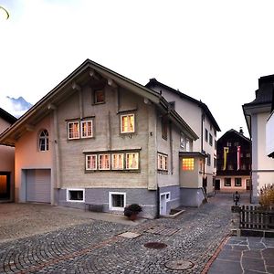 דירות Charming Swiss Chalet אנדרמט Exterior photo