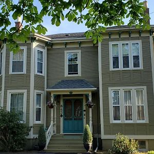 אנאפוליס רויאל The Lark & Loon Inn Exterior photo