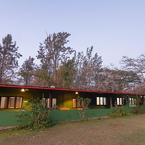 מסינאגודי Bamboo Banks Farm & Guest House Exterior photo