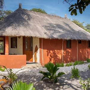 Dinouar Begue Lodge Exterior photo