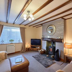 Brough  Cosy Cumbrian Cottage For Your Country Escape Exterior photo