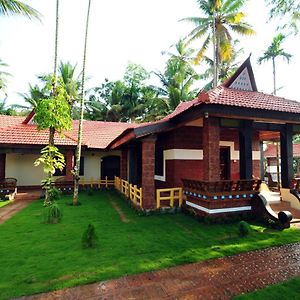 Alappuzha The Lake By Maat Hotels Exterior photo