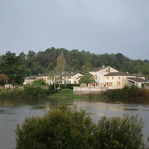 הוילה Sainte-Terre Gironde Style House Bordering The River Exterior photo