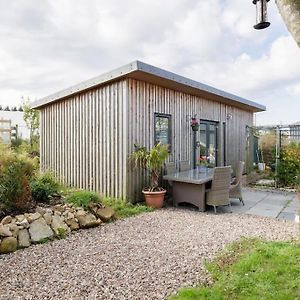 Tarves Cosy And Modern 1 Bedroom Garden House - Very Dog Friendly! Exterior photo