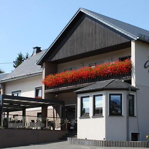 Plütscheid Gasthaus Pension Geimer Exterior photo