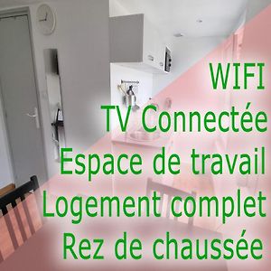 דירות Avesnes-sur-Helpe Studio En Rez-De-Chaussee - Le Petit Chateau Avesnois - Tv - Wifi - Logement Entier Exterior photo