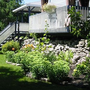 Trois-Rivières Gite Maison Parc Delormier Exterior photo