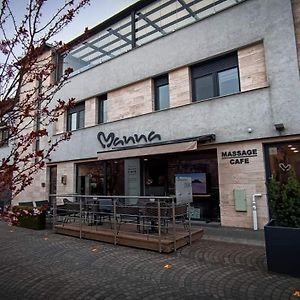 Jászberény Manna Aparthotel Exterior photo