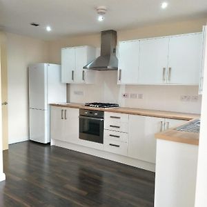 מנצ'סטר Private Bedroom - Shared Kitchen - Free Parking - Close To Mcr City Centre Exterior photo