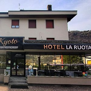 מלון מורבניו La Ruota Exterior photo