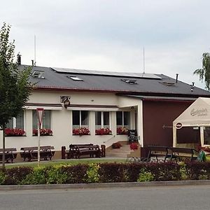 מלון Na Rybnicku Bohutin Exterior photo