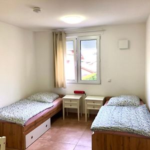 דירות Griesstatt Pension Chen, 2 Doppelzimmer , Ebk, Separater Balkon Exterior photo