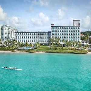 טומון Crowne Plaza Resort Guam Exterior photo